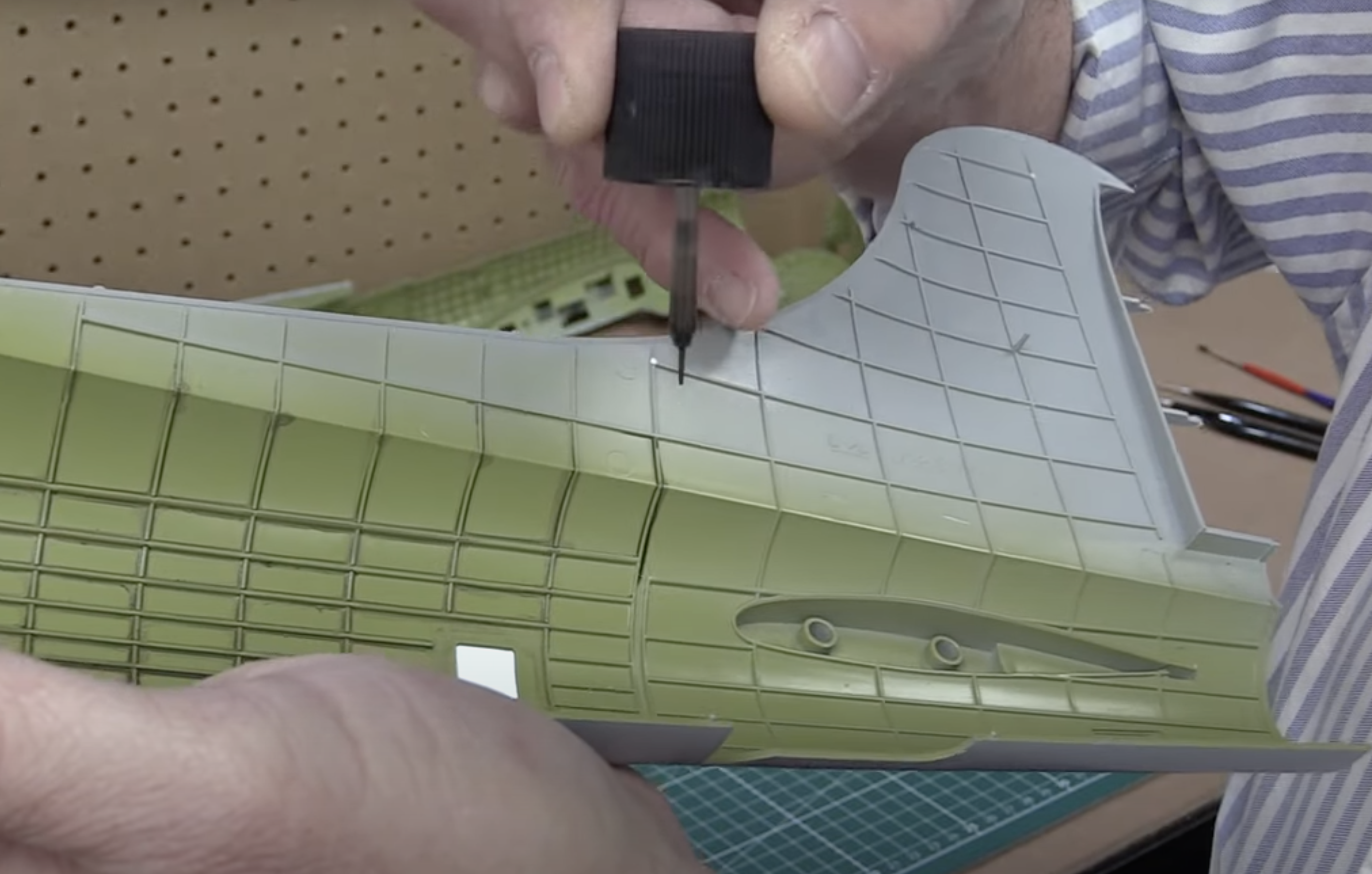 How to Use Interior Model Wash on a Plastic Model Kit