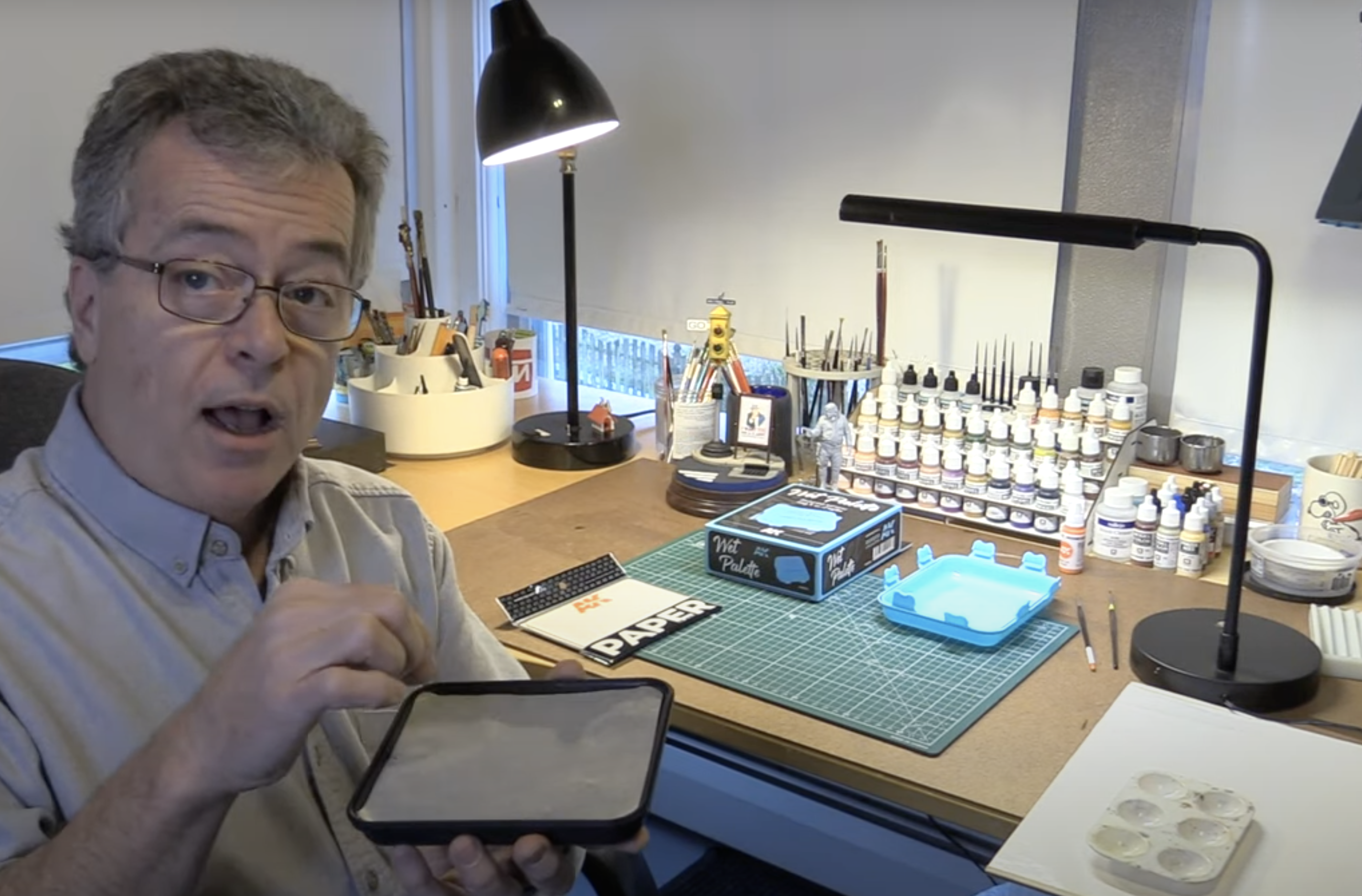 How to Use a Wet Palette for Modeling How to Use a Wet Palette for Modeling