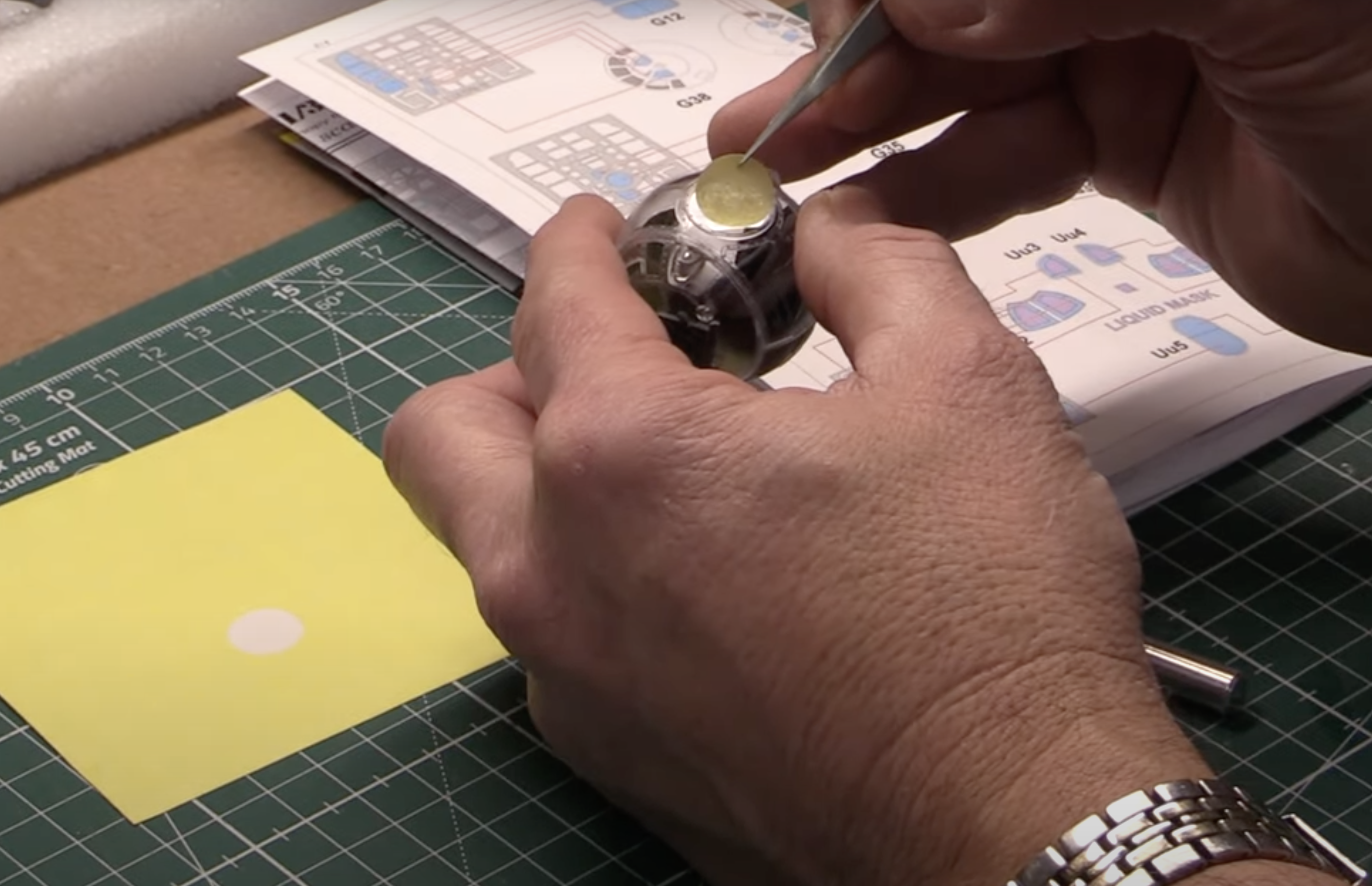 How to Mask a Plastic Model Kit